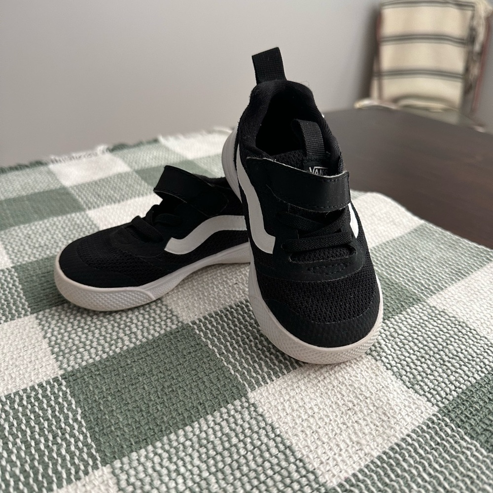 Kids Vans Sneakers